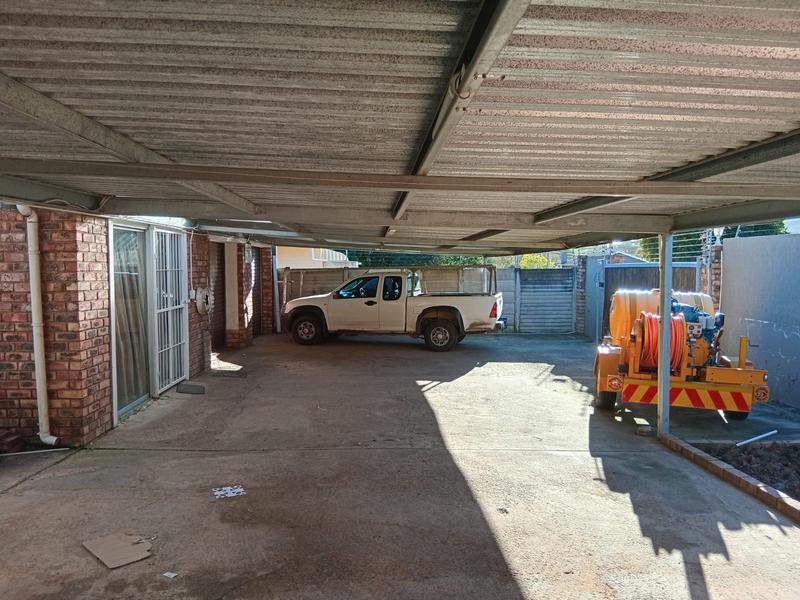 To Let 3 Bedroom Property for Rent in Sunnyside Eastern Cape